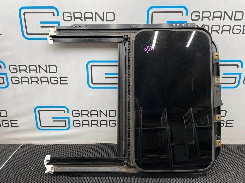 Люк Porsche Cayenne 2006 95556400210 955 M02.2Y 3.2