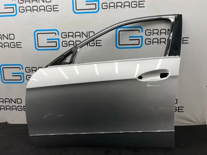 Дверь Mercedes-Benz E-Class 2009 A2127200105 W212 272.952 3.0, передняя левая