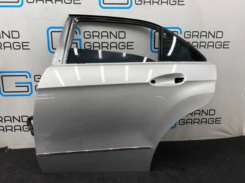 Дверь Mercedes-Benz E-Class 2009 A2127300105 W212 272.952 3.0, задняя левая