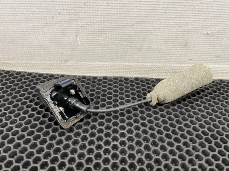 Камера заднего вида Mercedes-Benz E-Class 2012 A2128201897 W212 276.952 3.5