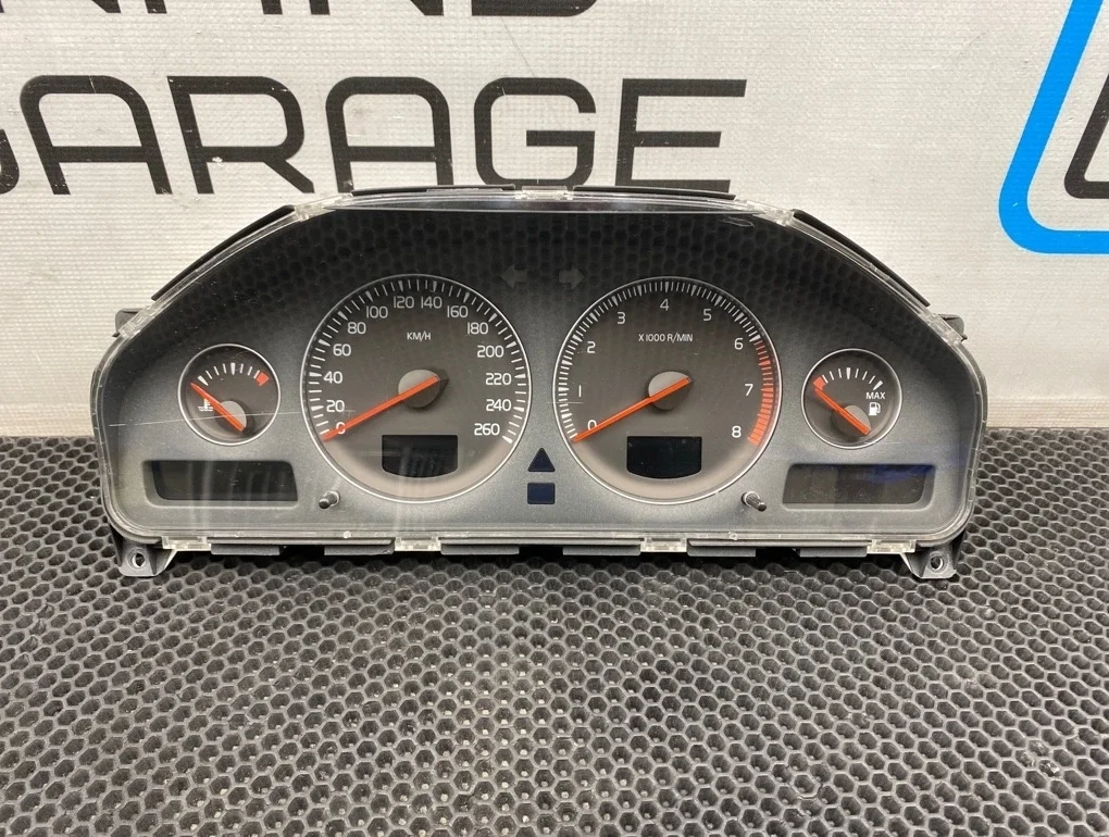 Панель приборов Volvo Xc90 2007 30746098 C B6324S 3.2
