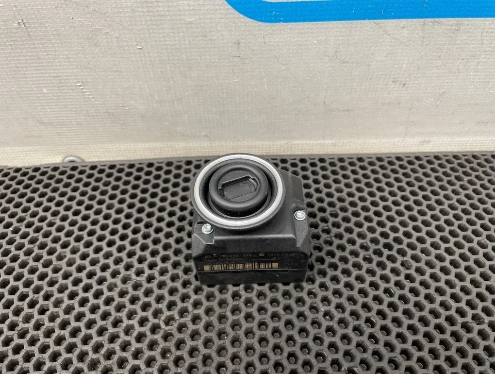 Замок зажигания Mercedes-Benz R-Class 2008 A1645451308 W251 272.967 3.5