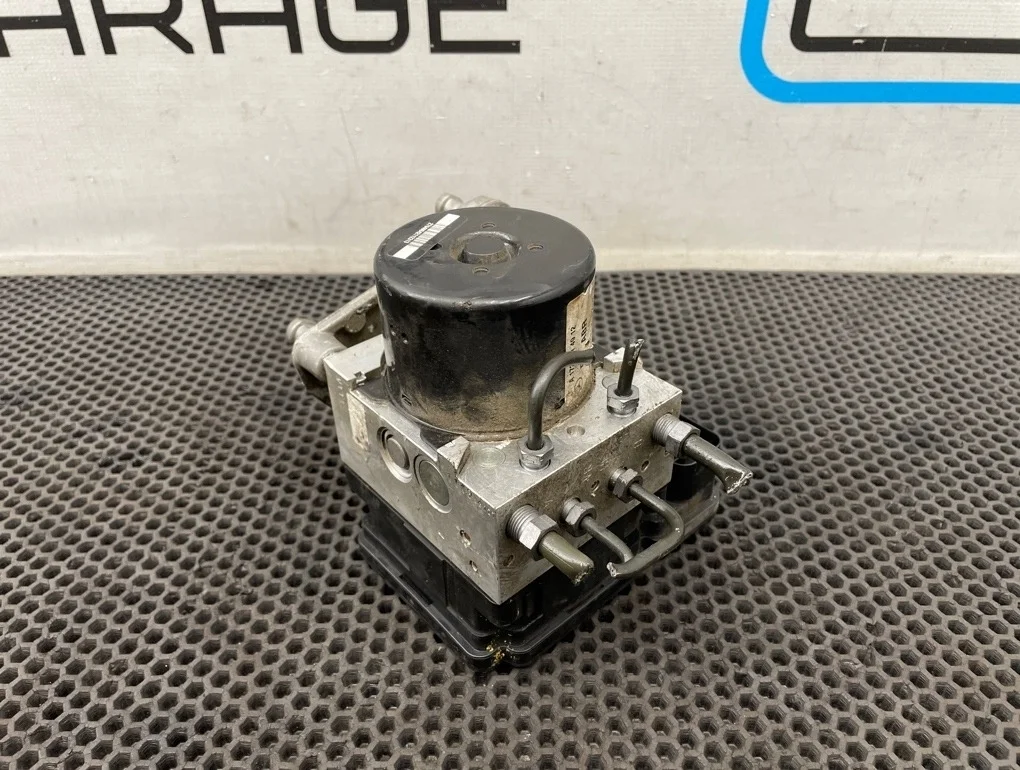 Блок ABS Mercedes-Benz C-Class 2011 A1724312712 W204 271.860 1.8