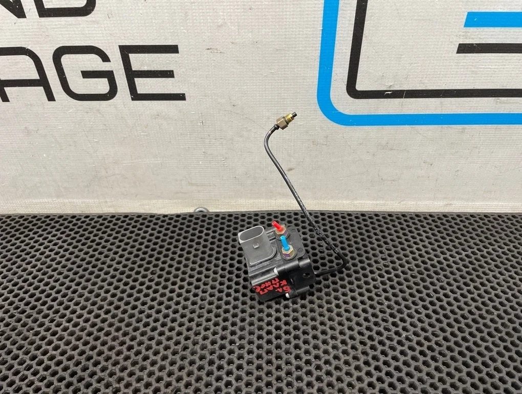 Блок клапанов пневмоподвески Bmw X5 2007 EBMV0586A E70 N52B30A 3.0