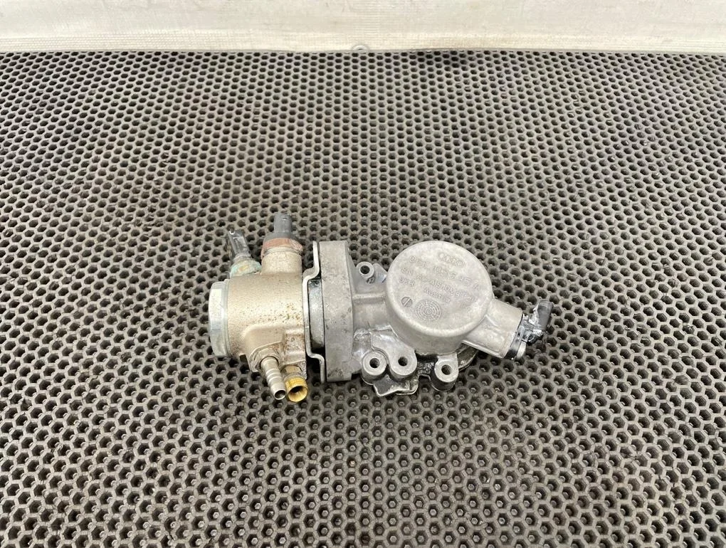 Насос топливный Audi A6 2011 06E103535A C7 CHVA 2.8