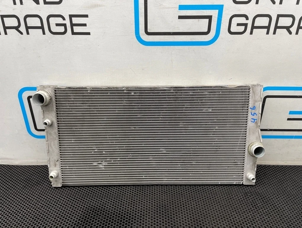 Радиатор охлаждения Bmw 5-Series 2010 17117562586 F10 N55B30A 3.0