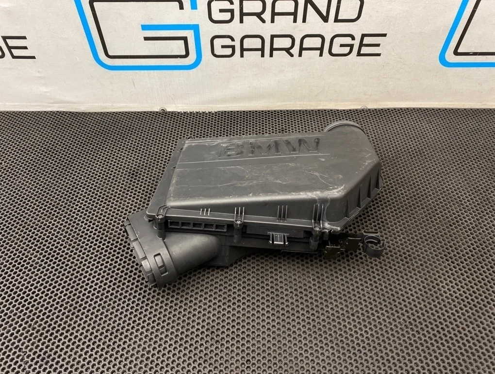 Корпус воздушного фильтра Bmw 5-Series 2010 13717583725 F10 N55B30A 3.0