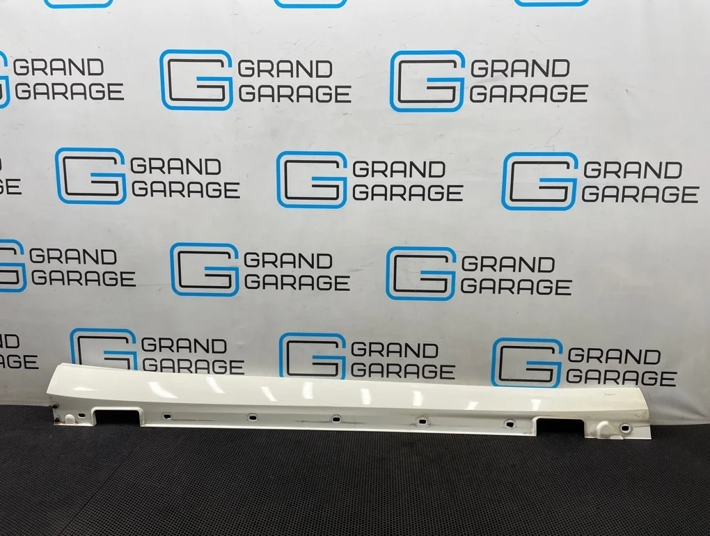 Порог Mercedes-Benz E-Class 2010 A2126900840 W212 272.980 3.5, правый