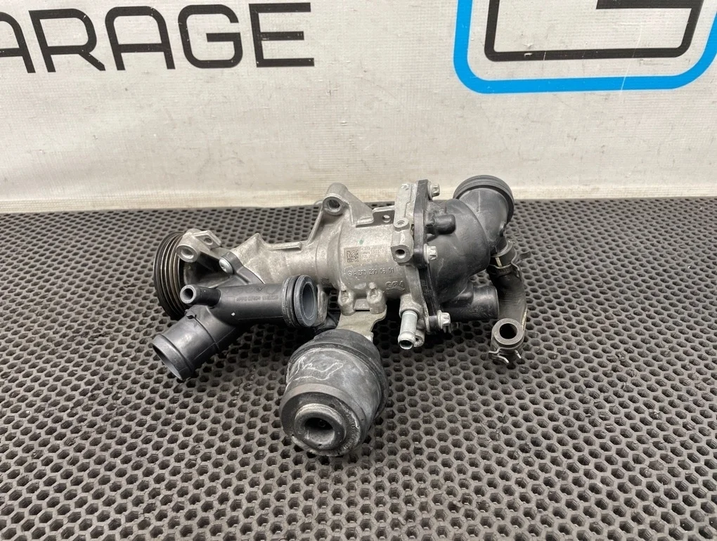 Насос водяной (помпа) Mercedes-Benz B-Class 2013 A2702000801 W246 270.910 1.6