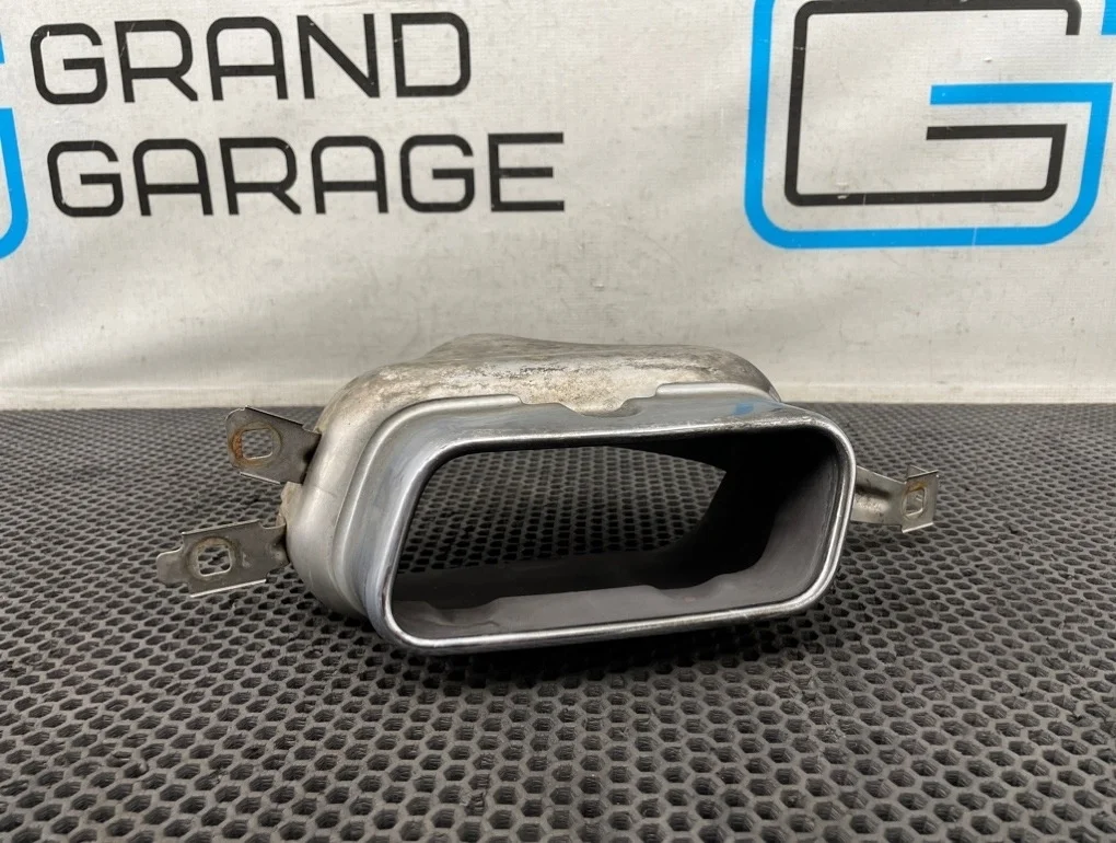 Насадка на глушитель Bmw 7-Series 2011 51127195302 F01 N54B30A 3.0, задняя правая