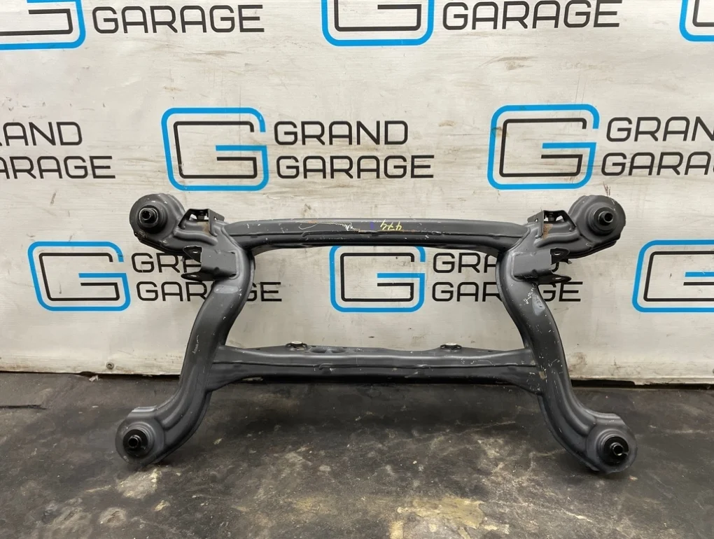 Подрамник Mercedes-Benz B-Class 2013 A2463502900 W246 270.910 1.6, задний