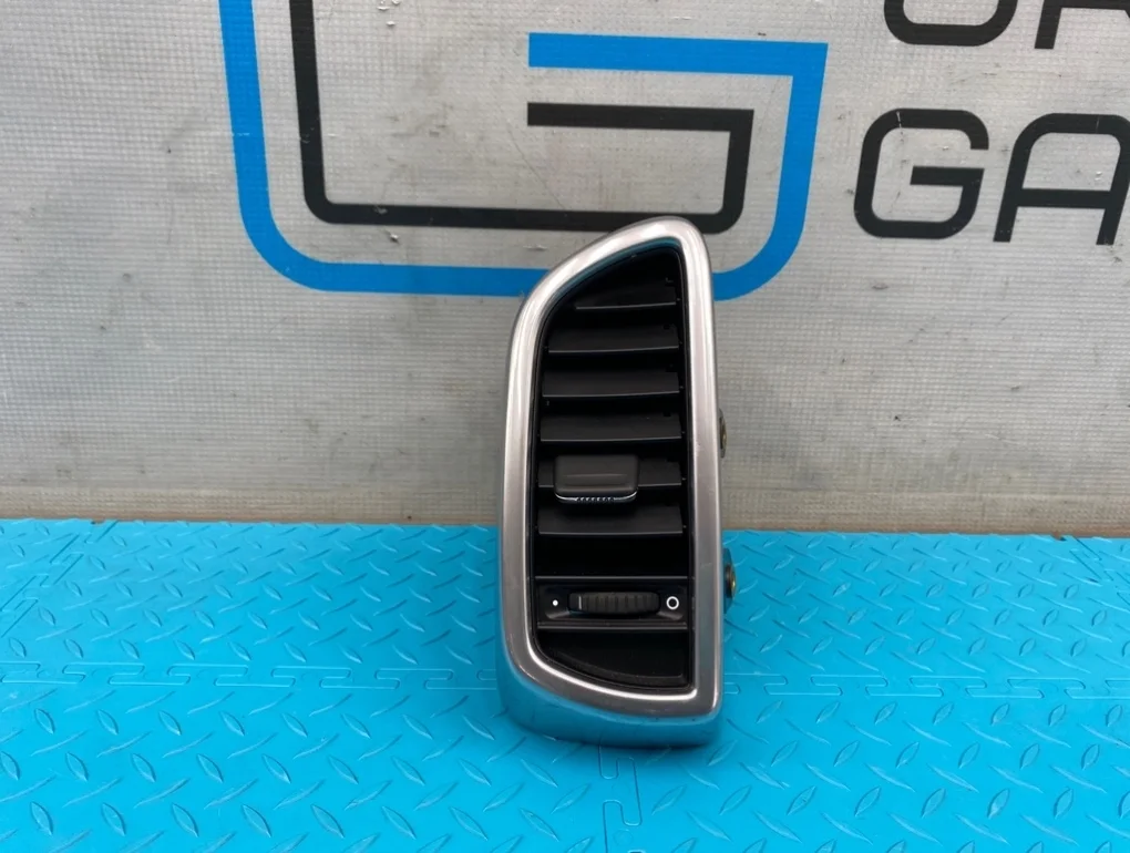 Дефлектор обдува Porsche Cayenne 2011 7P5819704A 958 M55.02 3.6, передний правый