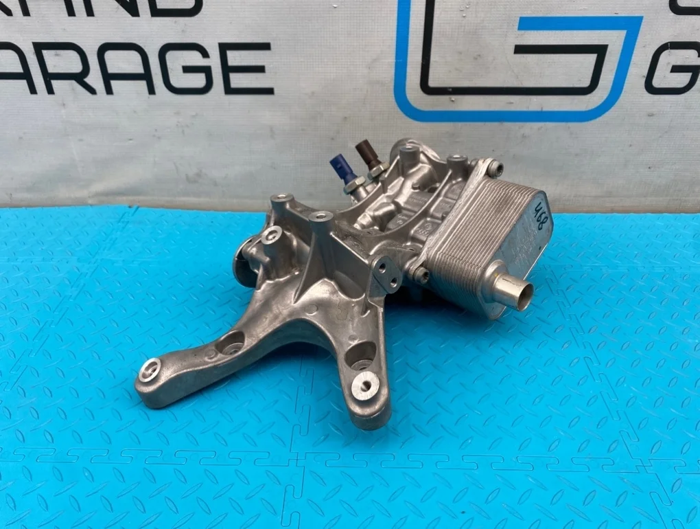 Корпус масляного фильтра Audi A4 2014 06J903143AK B8 CDNB 2.0