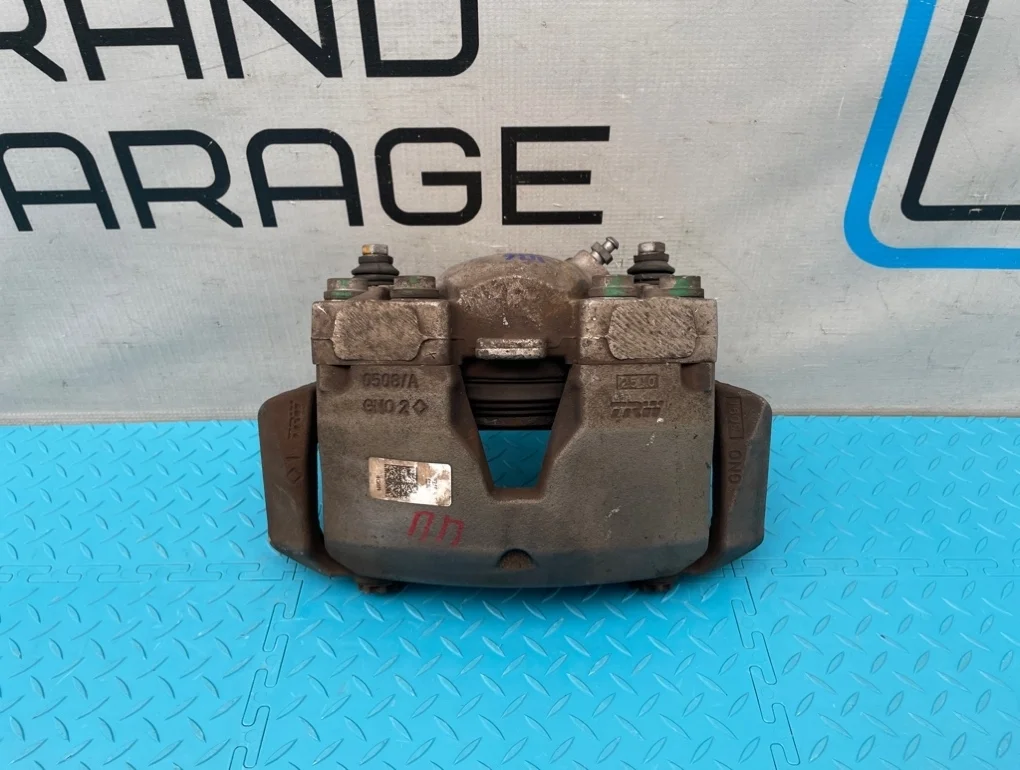 Суппорт Audi A6 2011 4G0615124 C7 CHVA 2.8, передний правый