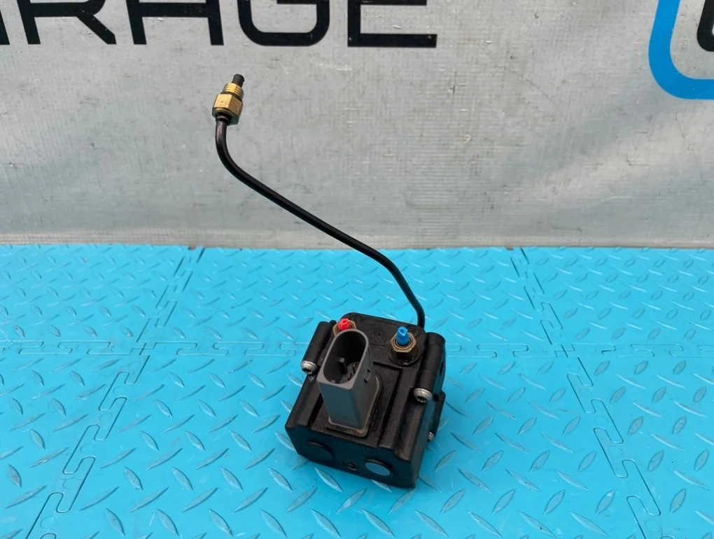 Блок клапанов Bmw X5 2009 37226785506 E70 N52B30AF 3.0