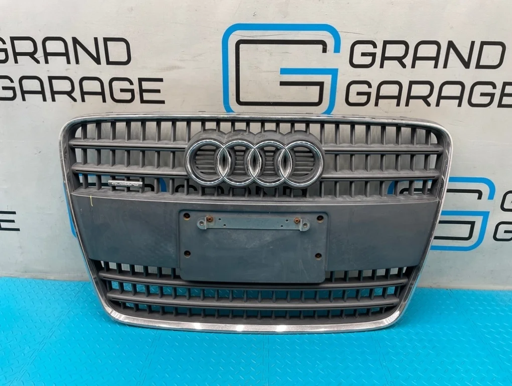 Решетка радиатора Audi Q7 2008 4L0853651A 4LB BHK 3.6