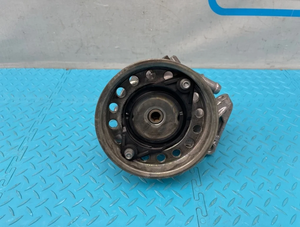 Насос ГУР Volvo Xc70 2009 36002409 BZ B6324S 3.2