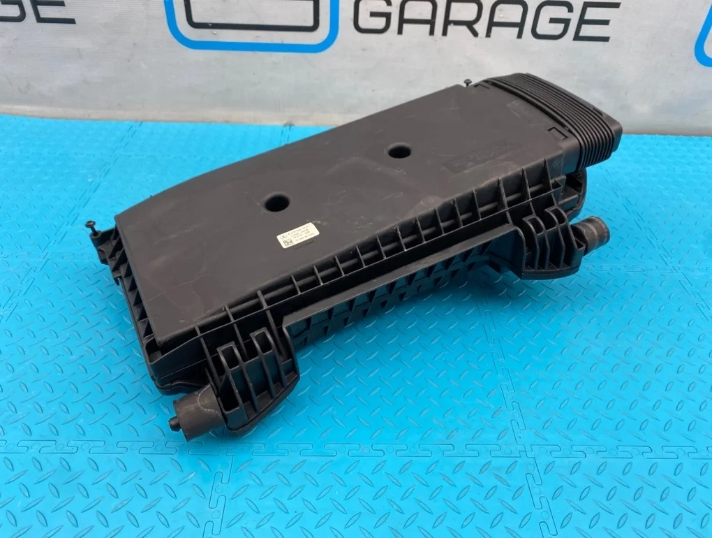 Корпус воздушного фильтра Mercedes-Benz E-Class 2013 A2760901601 W212 276.952 3.5