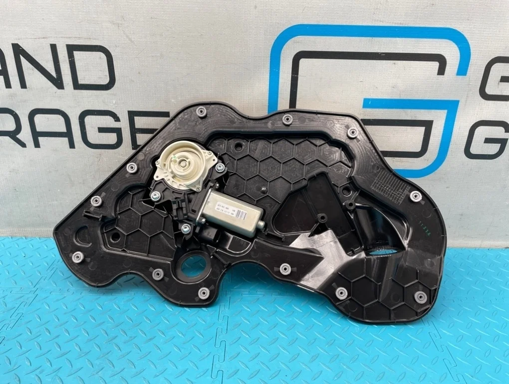 Замок двери Audi A8 2012 4H0839916 D4 CGWD 3.0, задний правый