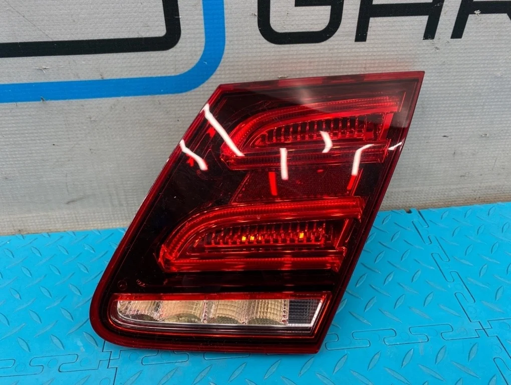 Фонарь Mercedes-Benz E-Class 2014 A2129061003 W212 276.952 3.5, правый