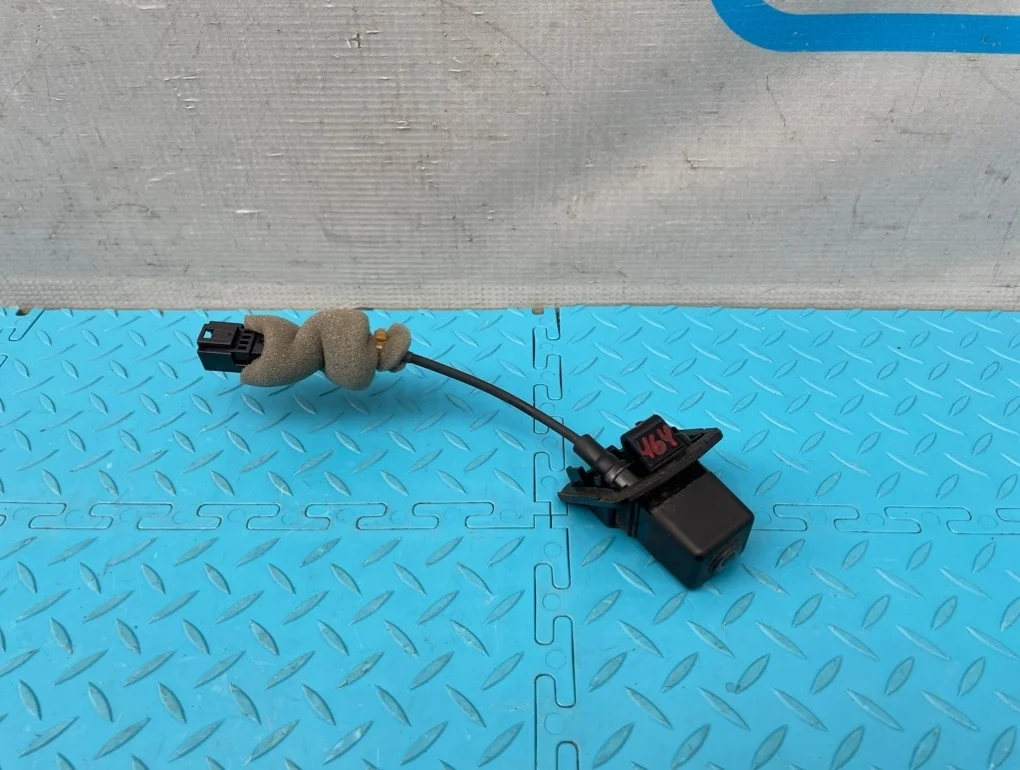 Камера заднего вида Mercedes-Benz E-Class 2011 A2078200897 W212 276.952 3.5