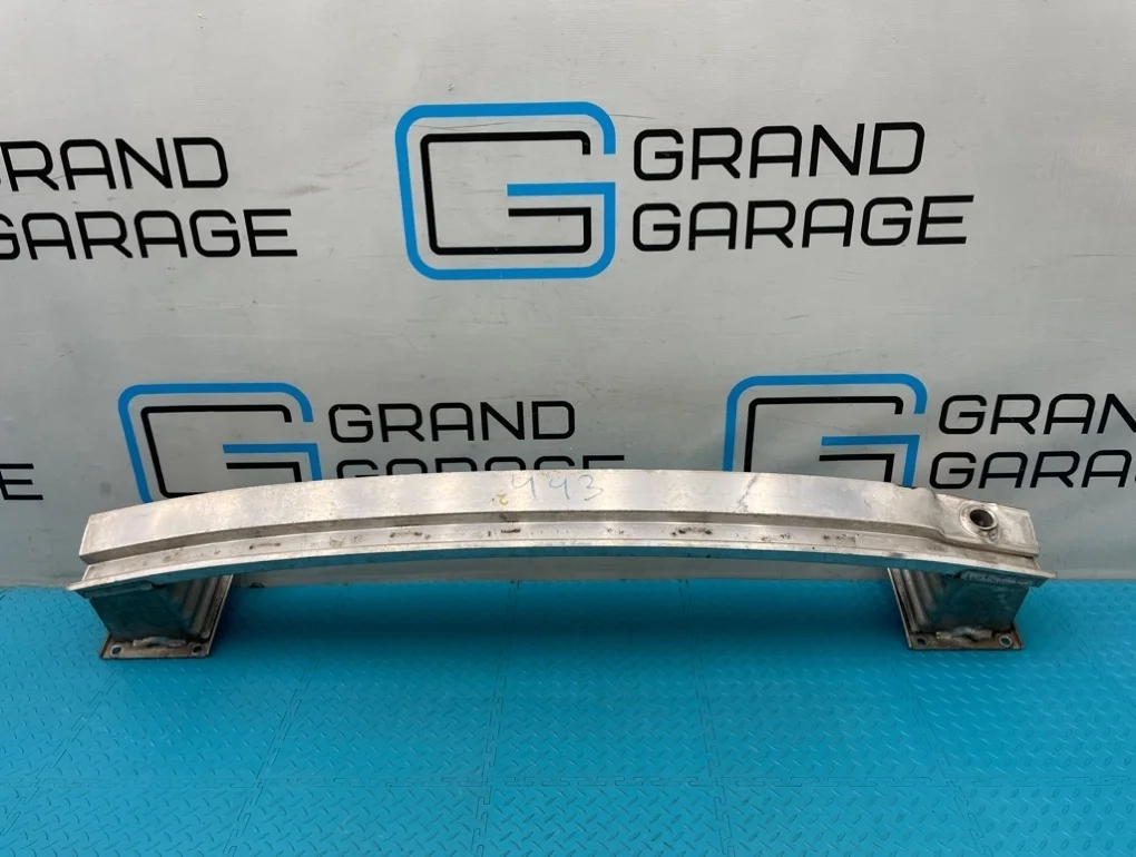 Усилитель бампера Audi A8 2012 4H0807309C D4 CGWD 3.0, задний