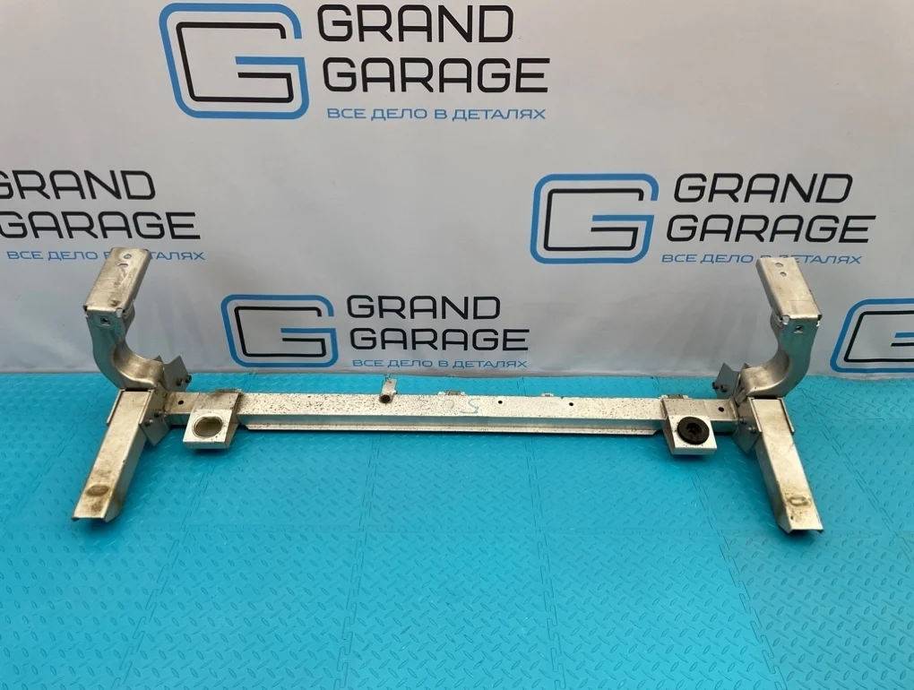 Кронштейн радиатора Mercedes-Benz A-Class 2012 A2466200830 W176 270.910 1.6, передний