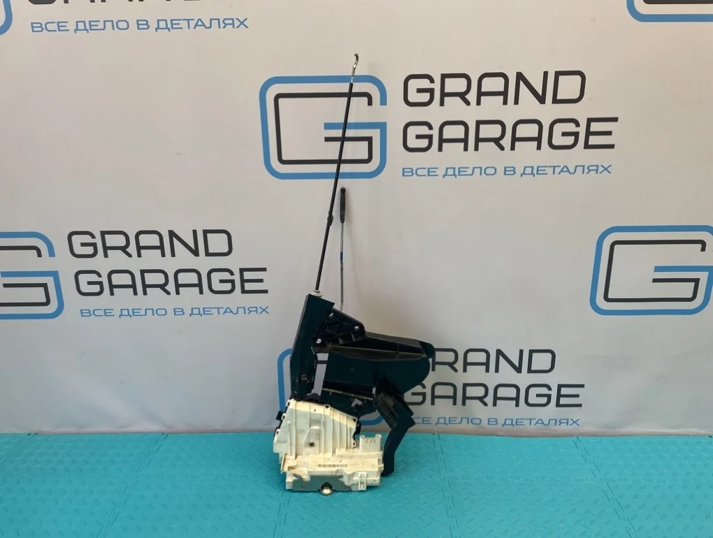 Замок двери Mercedes-Benz Gl-Class 2008 A1647303135 X164 273.923 4.7, задний левый