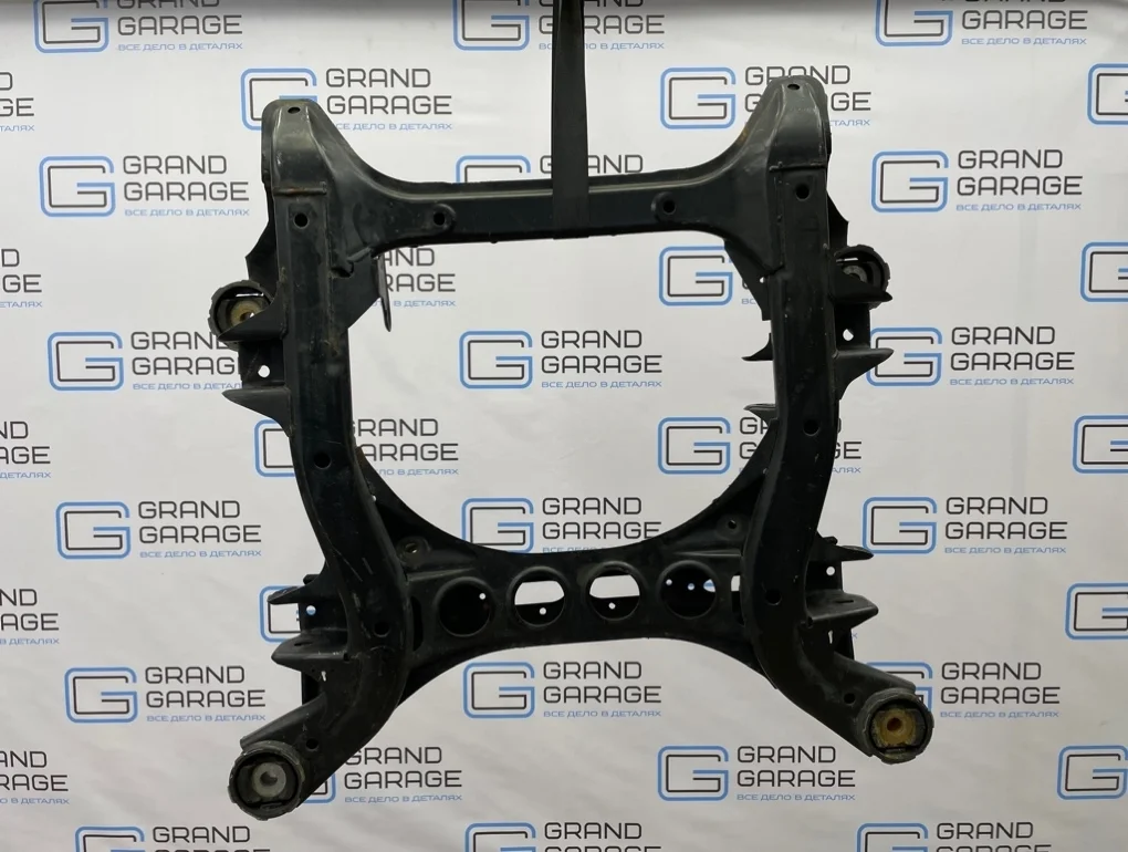 Балка передняя Volkswagen Touareg 2012 7L0499030T 7P5 CGRA 3.6