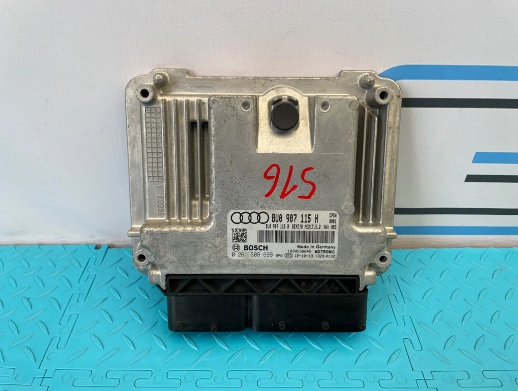 ЭБУ Audi Q3 2012 8U0907115H 8UB CPSA 2.0