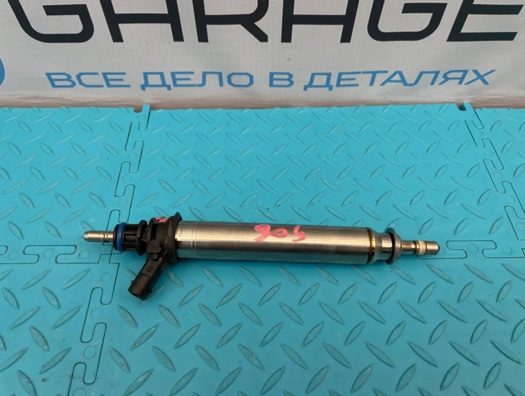 Форсунка топливная Mercedes-Benz B-Class 2012 A2780700687 W246 270.910 1.6