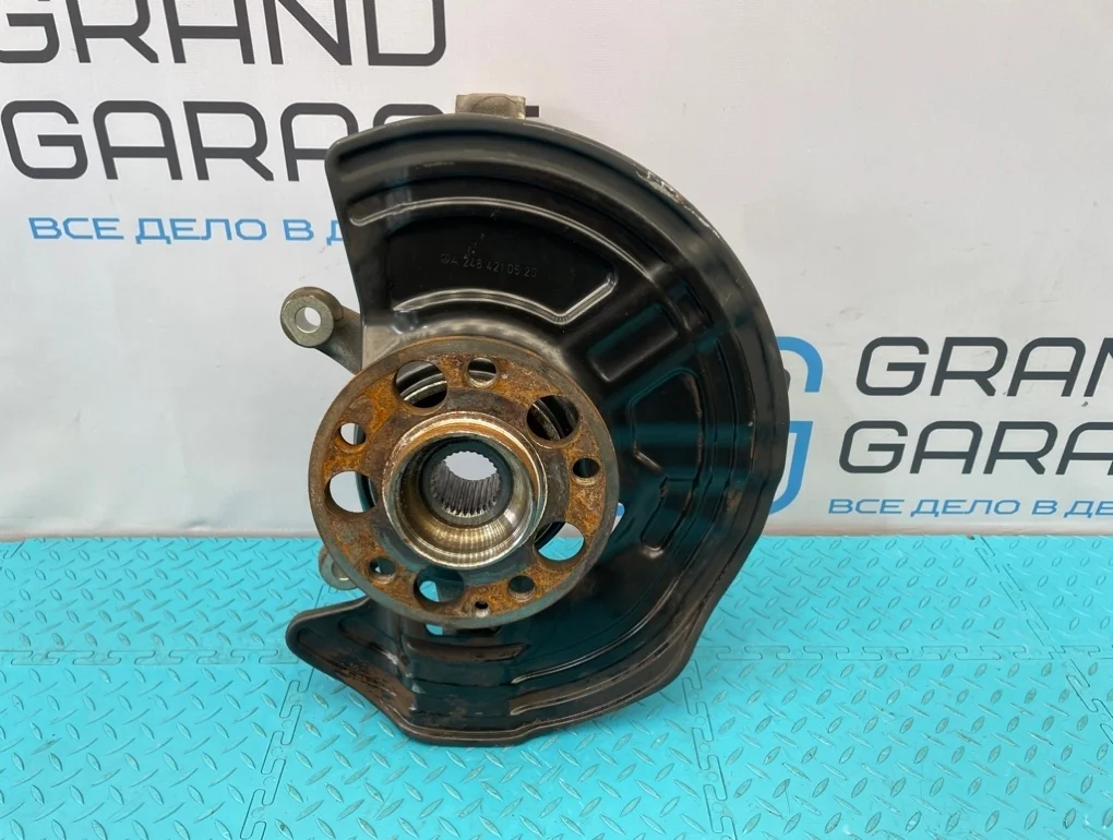 Кулак Mercedes-Benz B-Class 2012 A2463320100 W246 270.910 1.6, передний левый