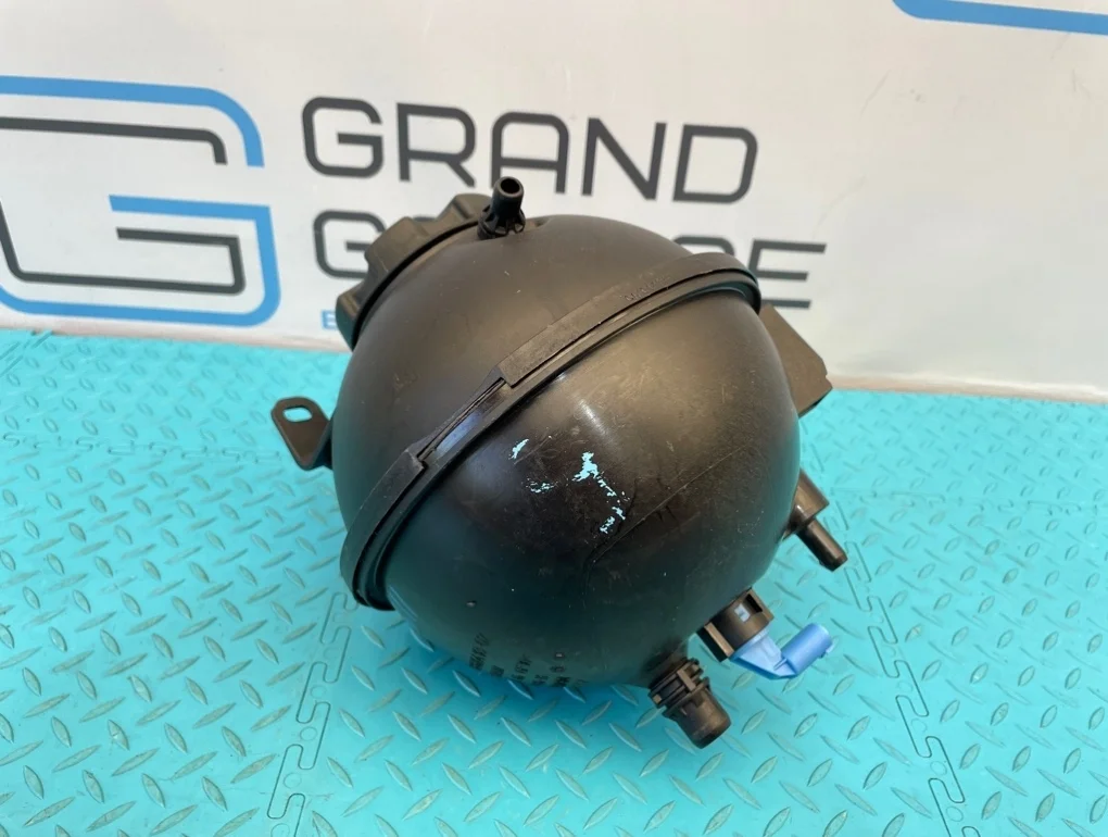 Бачок расширительный Bmw X3 2011 17138616418 F25 N52B30A 3.0