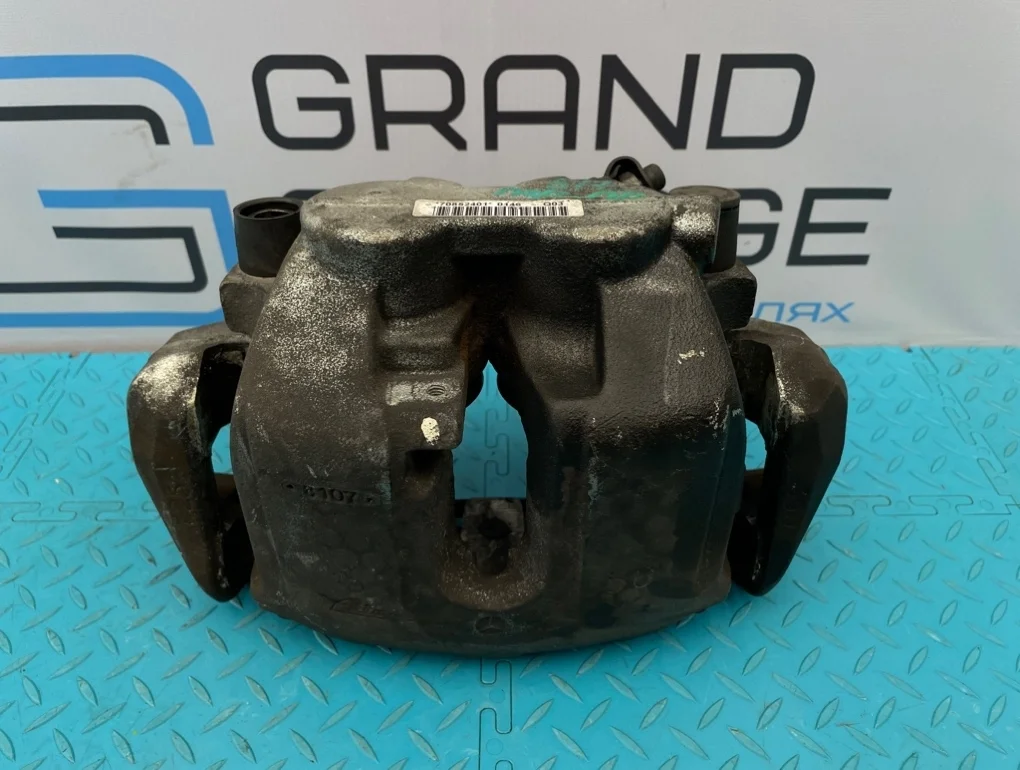 Суппорт Mercedes-Benz Gl-Class 2008 A1644201883 X164 273.923 4.7, передний правый