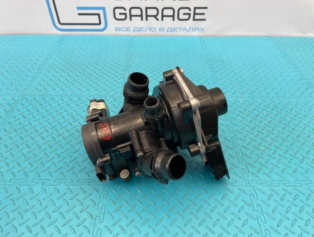 Термостат Audi A4 2016 06L121111M B9 CVKB 2.0