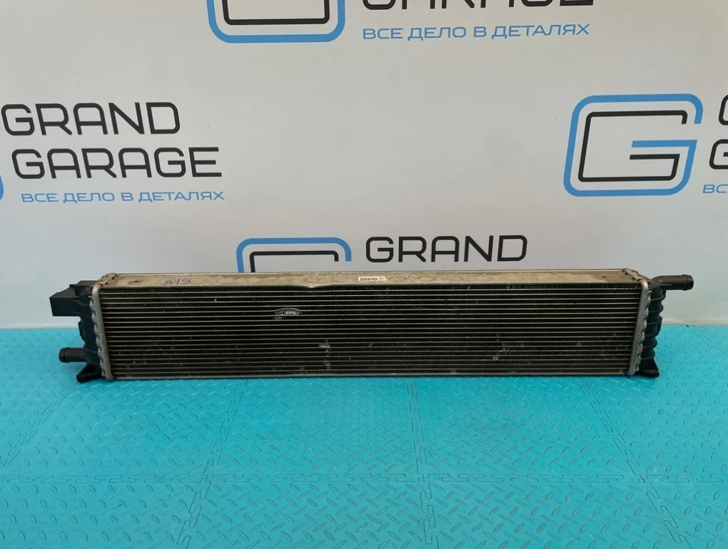 Радиатор дополнительный Audi A7 2011 8K0145804E 4GA CGWB 3.0