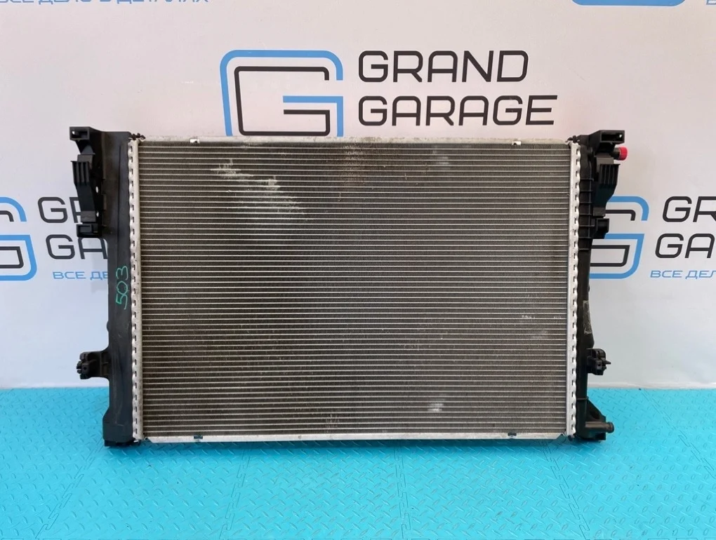 Радиатор охлаждения Mercedes-Benz A-Class 2012 A2465001303 W176 270.910 1.6