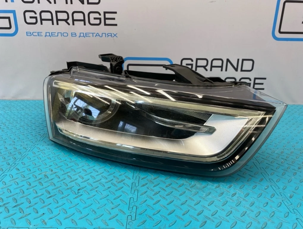 Фара Audi Q3 2012 8U0941044A 8UB CPSA 2.0, правая