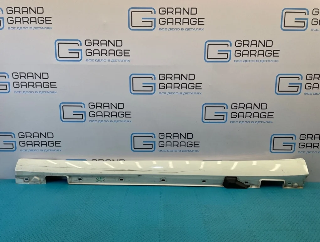 Порог Mercedes-Benz E-Class 2011 A2126900740 W212 271.860 1.8, левый