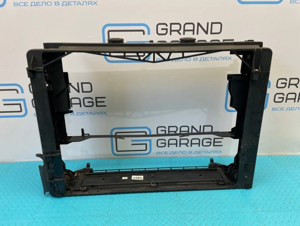 Дефлектор радиатора Bmw 5-Series 2010 17117639071 F07 N55B30A 3.0