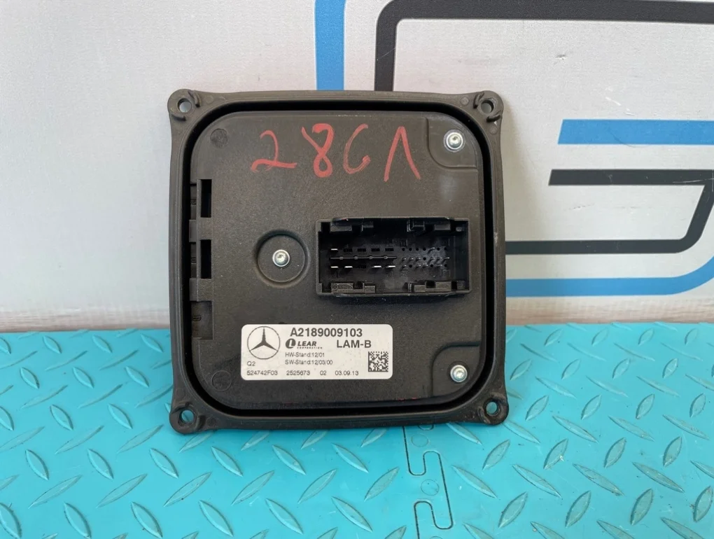 Блок фар Mercedes-Benz B-Class 2013 A2189009103 W246 270.910 1.6