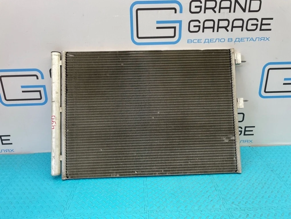 Радиатор кондиционера Mercedes-Benz Gla-Class 2014 A2465000454 X156 270.920 2.0