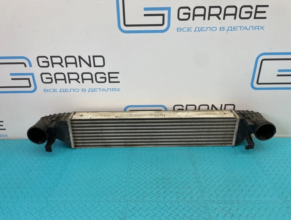 Интеркулер Mercedes-Benz C-Class 2004 A2035000500 W203 271.946 1.8