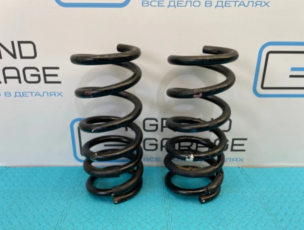Пружины Mitsubishi Pajero 2010 4140A104 V93W 6G72 3.0, задние
