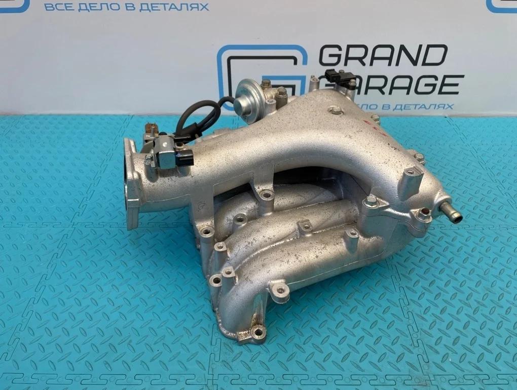 Коллектор впускной Mitsubishi Pajero 2010 1542A072 V93W 6G72 3.0