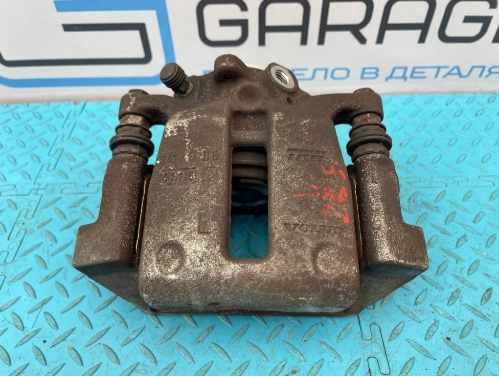 Суппорт Volvo Xc60 2012 36001375 DZ B4204T7 2.0, задний левый