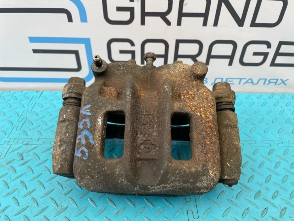 Суппорт Mitsubishi Pajero 2004 MR510537 V73W 6G72 3.0, передний левый