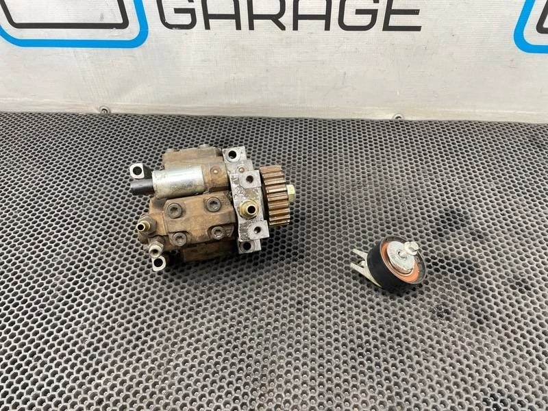 Насос топливный Land Rover Range Rover Sport 2006 4S7Q9B395AJ L320 276DT 2.7