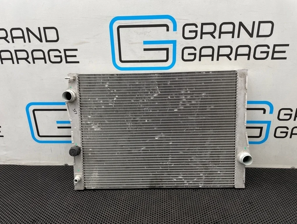 Радиатор охлаждения Bmw X6 2010 17117533472 E71 N55B30A 3.0