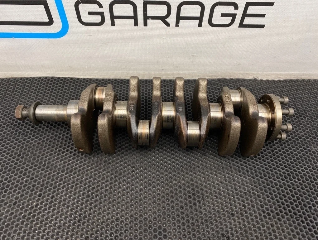 Коленвал Mercedes-Benz C-Class 2012 A2710300201 W204 271.820 1.8